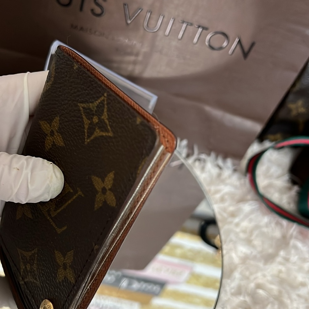 Louis Vuitton Monogram Card Case - Picture 12 of 13